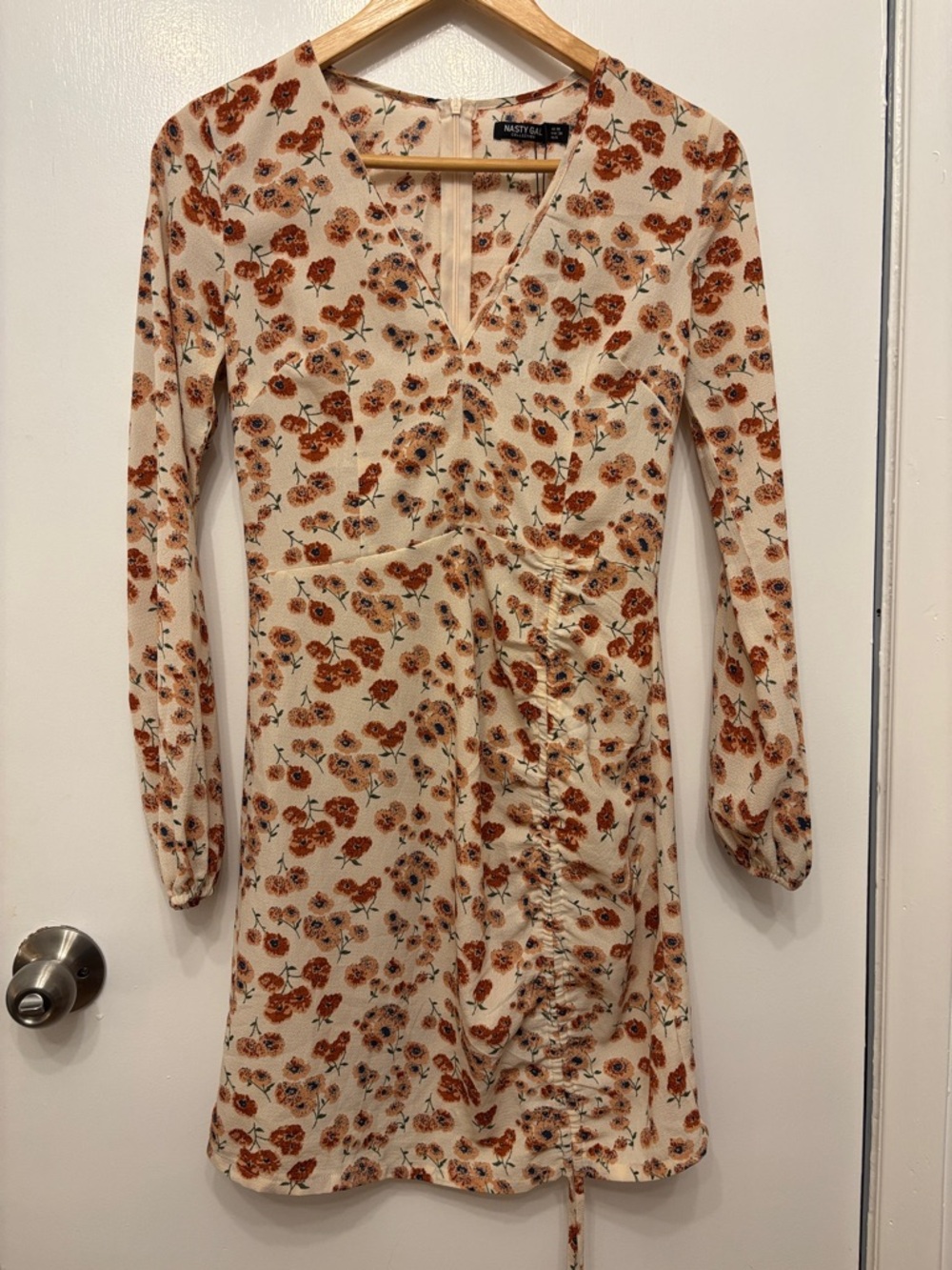 Nasty Gal Cream Floral Ruched V-Neck Long-Sleeve Dress